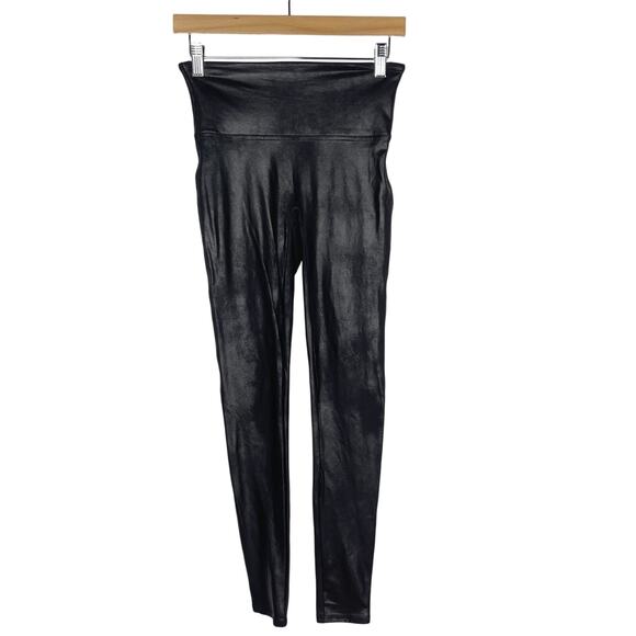 Spanx Womens Medium M Black Faux Leather Leggings Sleek Smoothing High Waist - Picture 1 of 10